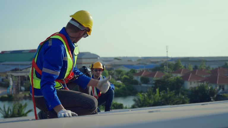Best Roof Installation  in Highland Heights, OH